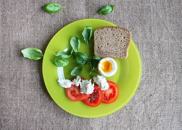 Egg, Tomato and Toast